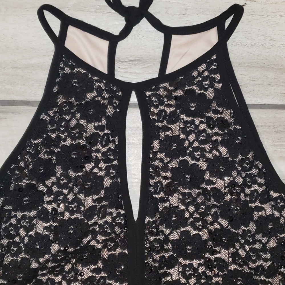 Jumpsuit by: R & M Collection. - Picture 6 of 15
